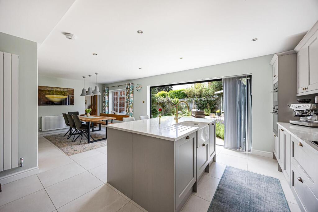 House in South Oxfordshire, Shiplake - View 3