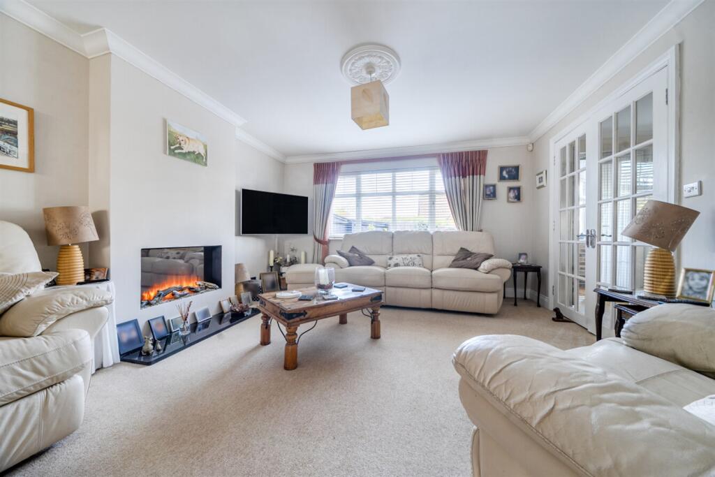 House in Portsmouth - View 4