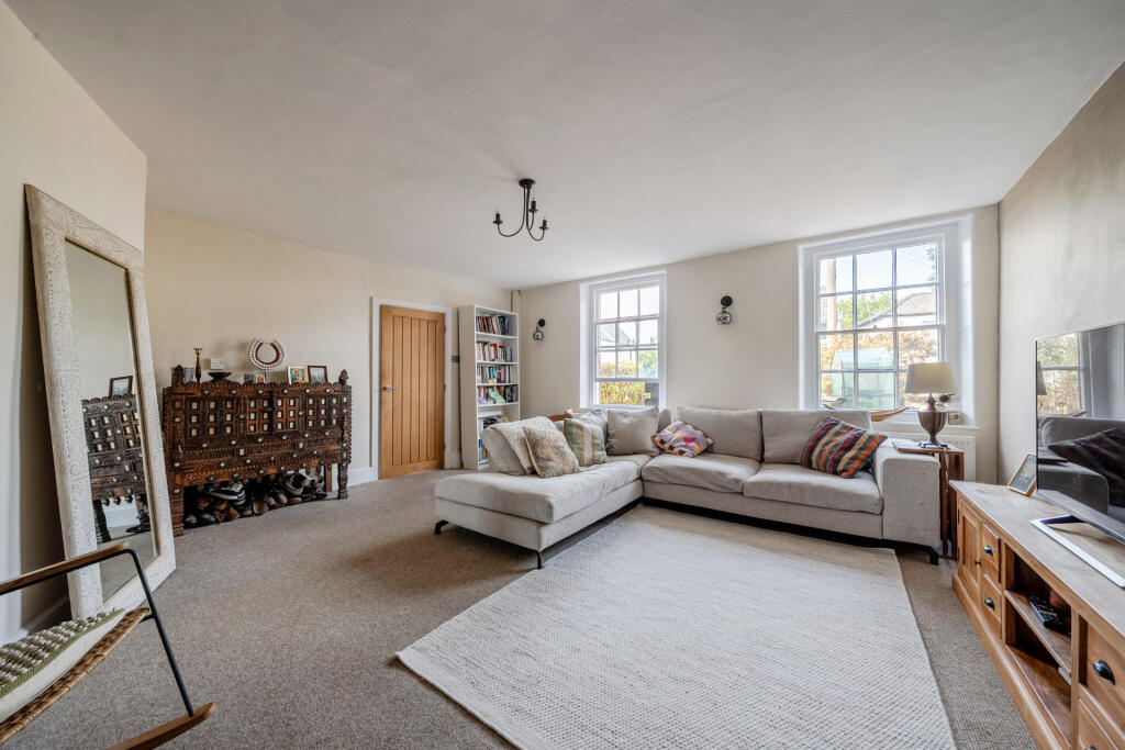 House in East Devon, Woodbury - View 3