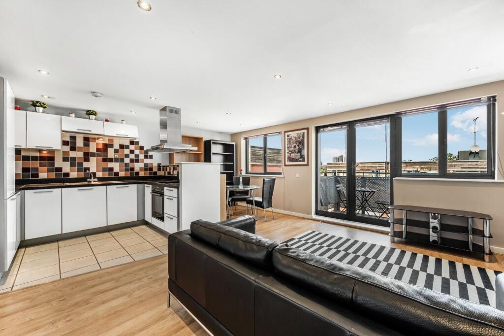 Apartment in London - View 4