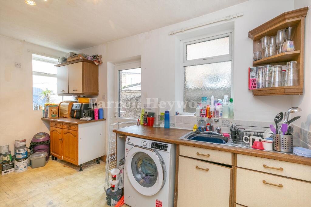 House in Lancaster - View 4