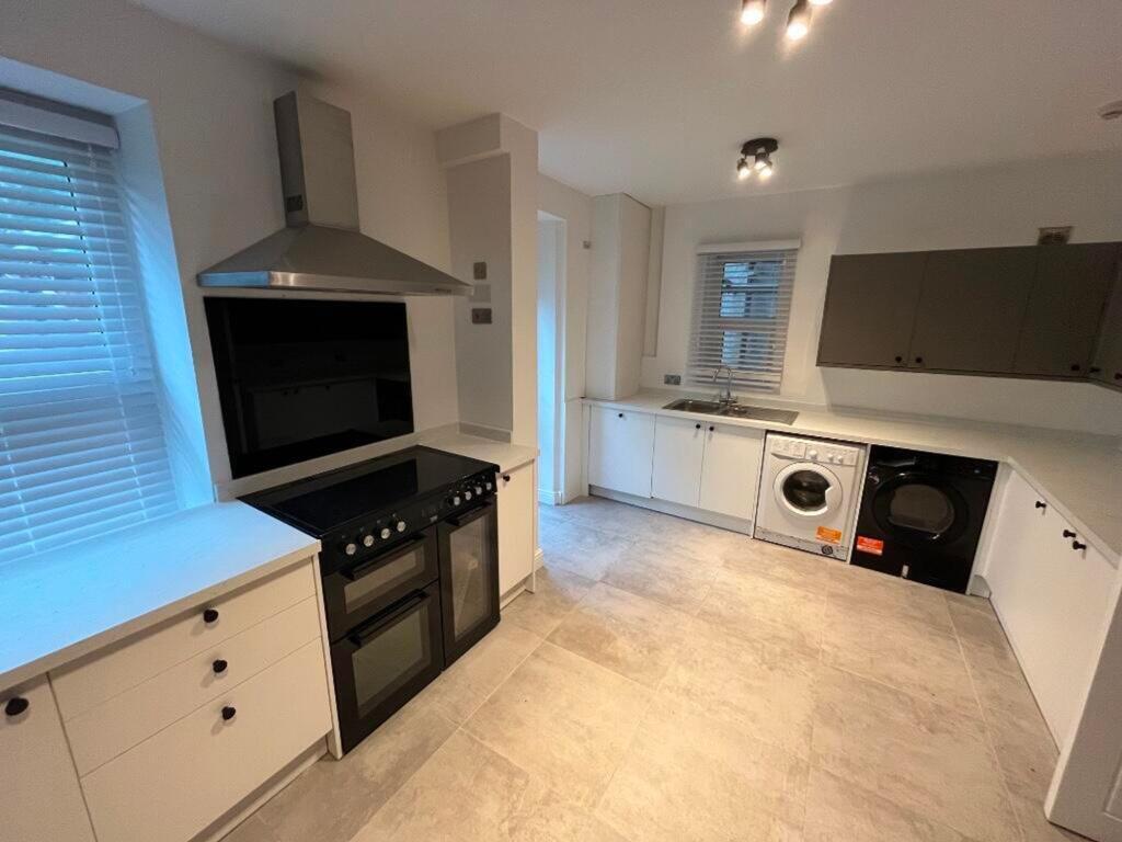 1 bedroom semi-detached house for rent
