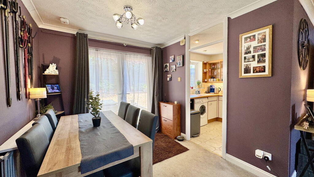 Skillman Drive, Thatcham, RG19 4GG photo 4