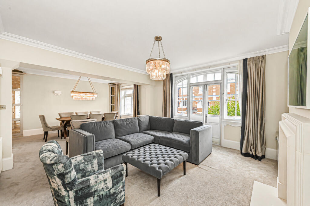 Main image of property: Abingdon Villas, London, W8