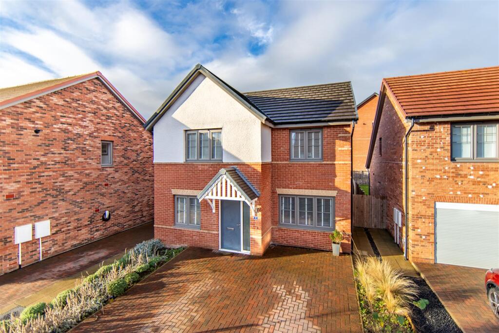 Main image of property: Hazel Court, NE12