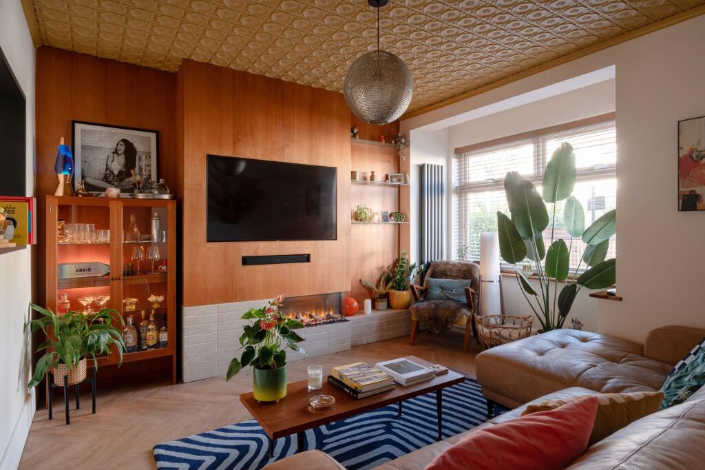 Cavendish Drive, Leytonstone, London, E11 photo 2