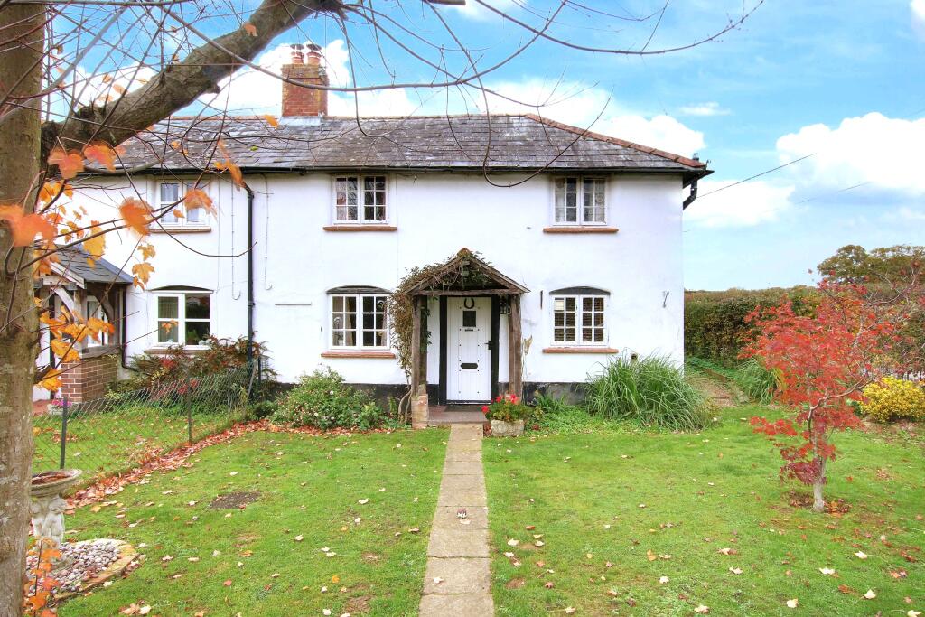2-bed house on Braishfield, Romsey, £375,000