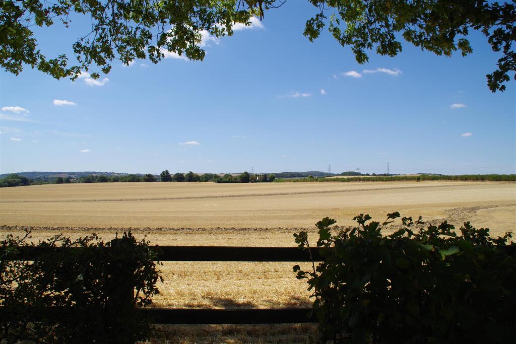 House in South Oxfordshire, Cholsey - View 3