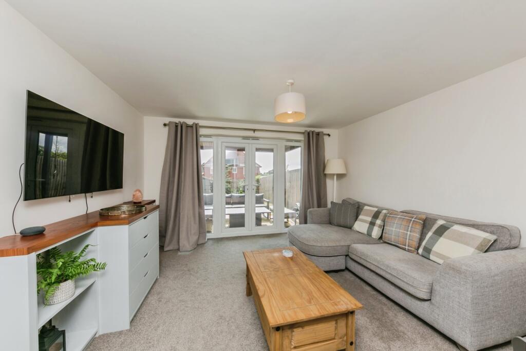 House in Northwich, Hartford - More