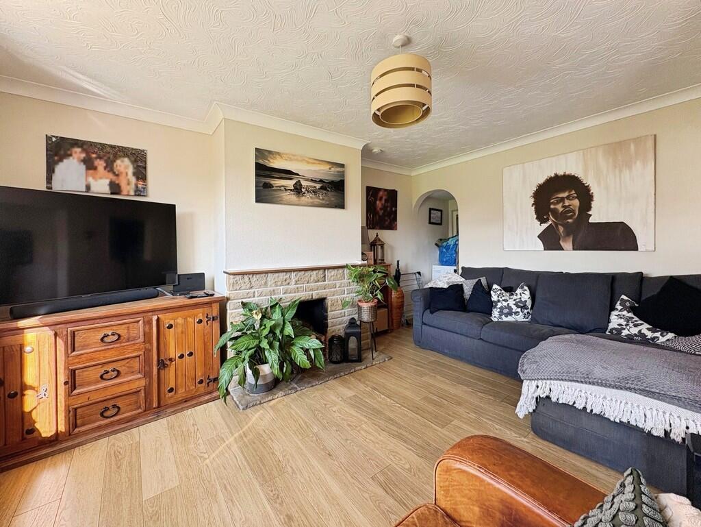 Seaton Road, Yeovil - View 4