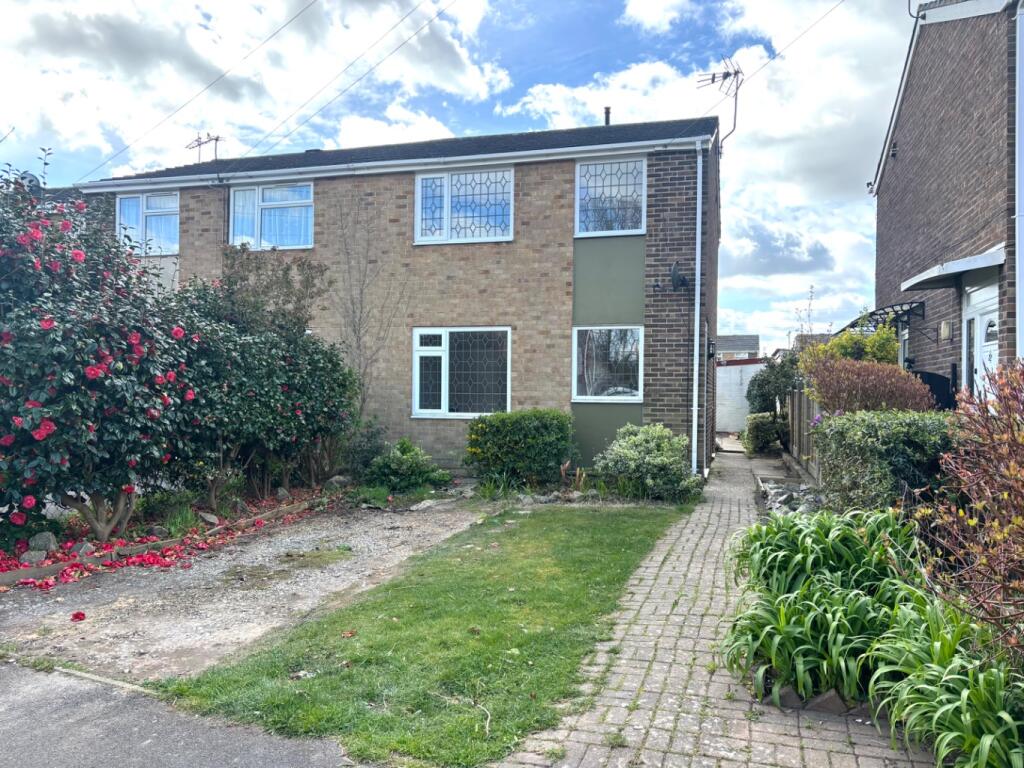 Main image of property: Beechwood Road, Holbury, Southampton, Hampshire, SO45 2JA
