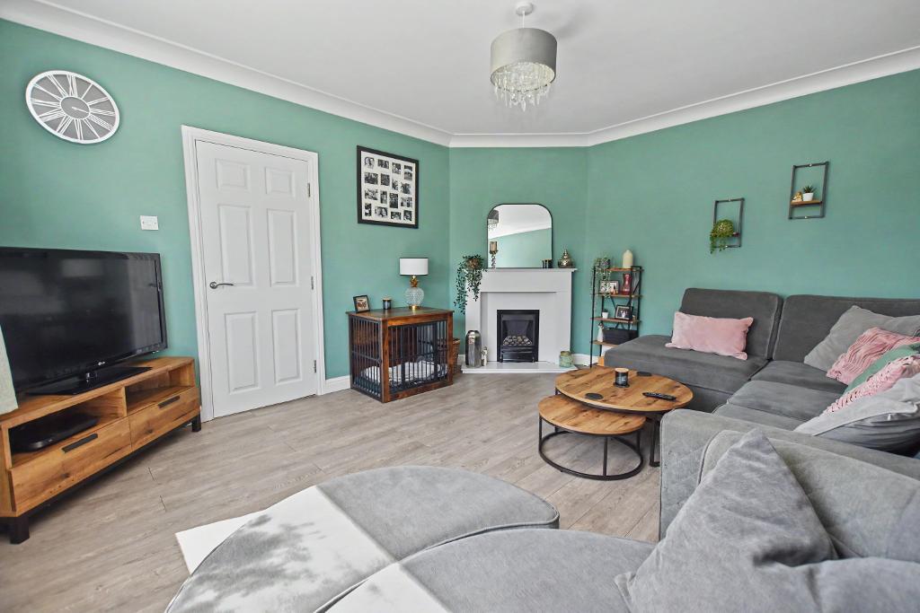 House in Ribble Valley, Clitheroe - More