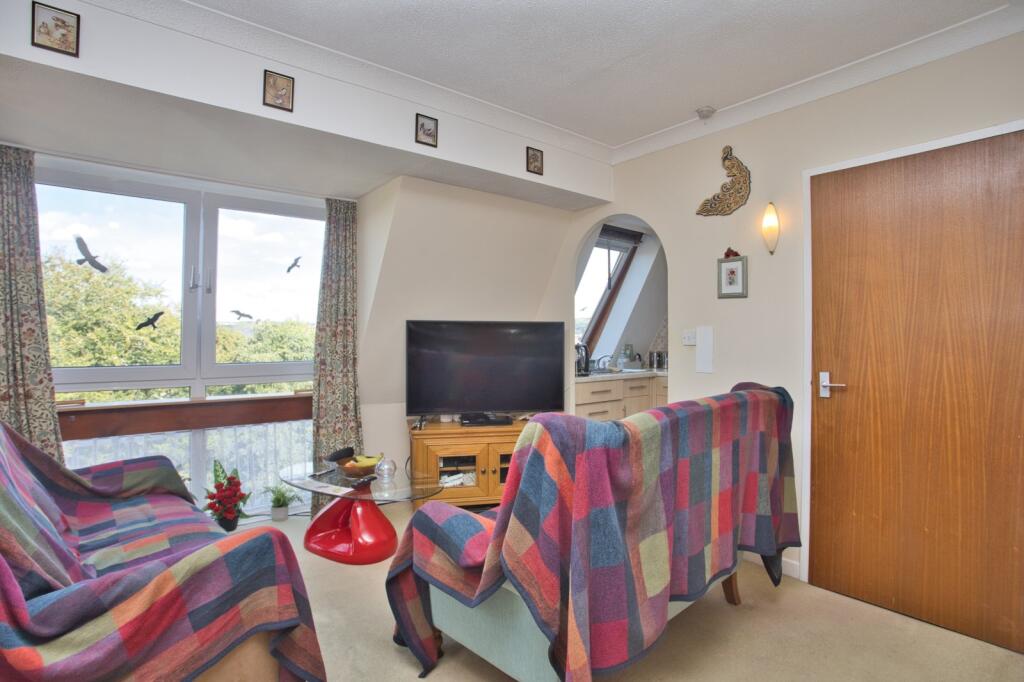 Sandgate Road, Folkestone, Kent, CT20 photo 2