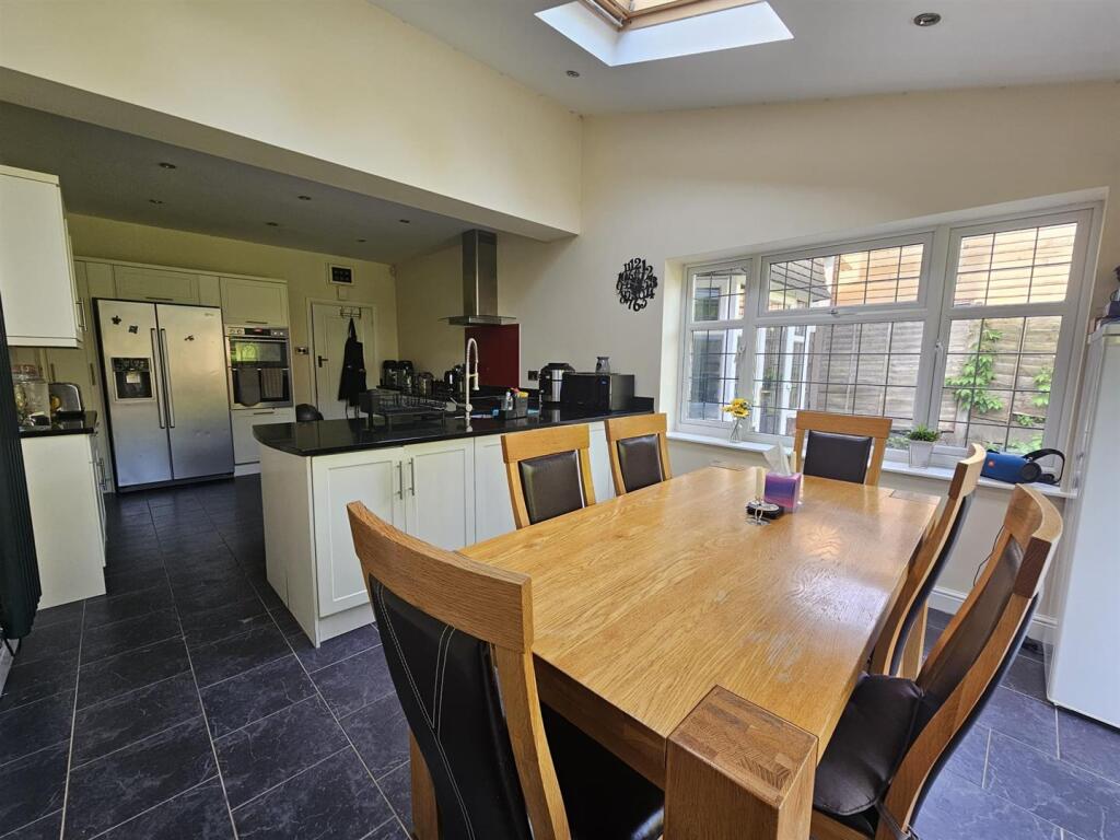 Tamworth Road, Sutton Coldfield - View 6