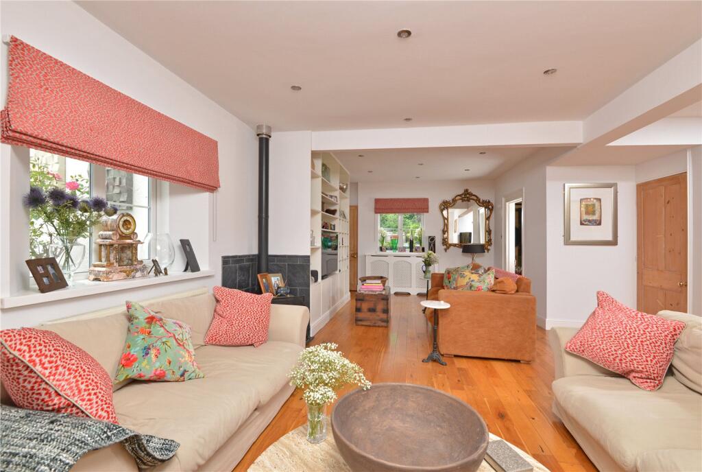 Acland Road, Landkey, Barnstaple, Devon, EX32 photo 2