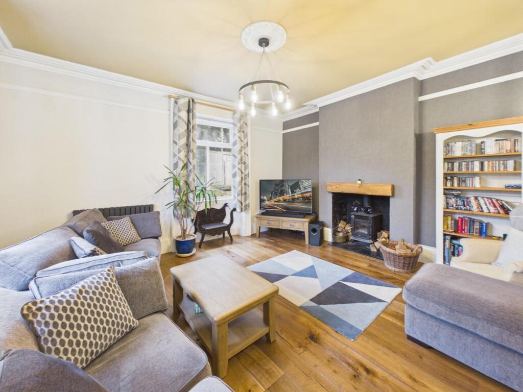 House in Bradford - View 3