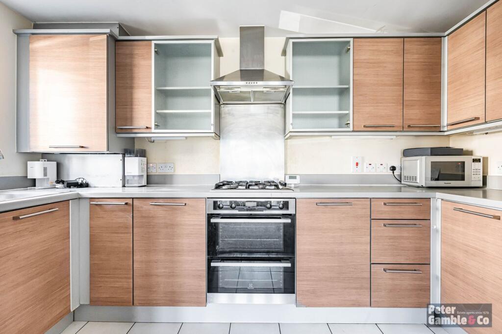 Apartment in London - View 4