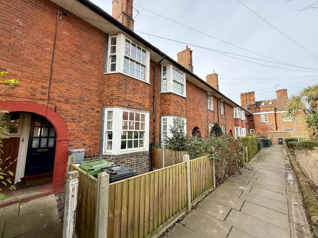 Main image of property: Fitzneal Street, East Acton, London, W12 0BA