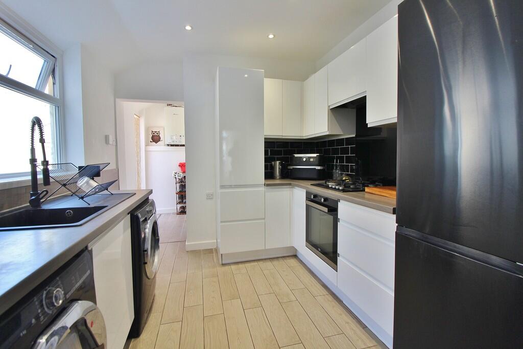 House in Portsmouth - More