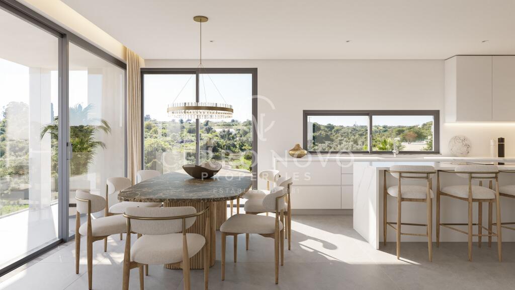 Main image of property: Algarve, Armação de Pera