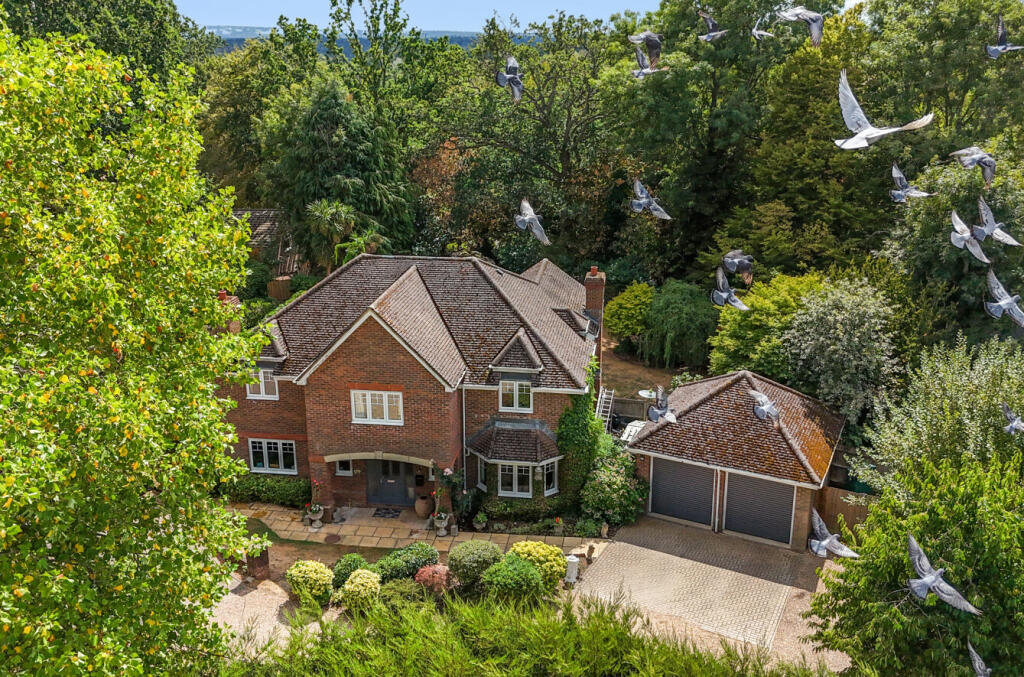 Main image of property: Nutshell Lane, Upper Hale, Farnham, GU9
