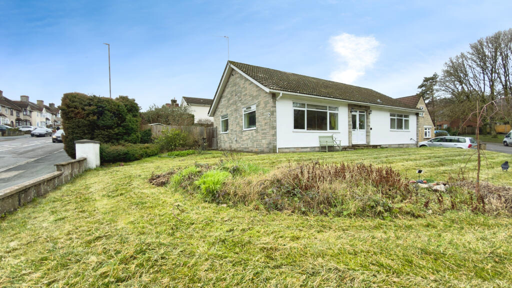 3-bed detached on Allison Road, Brislington, Bristol, £500,000