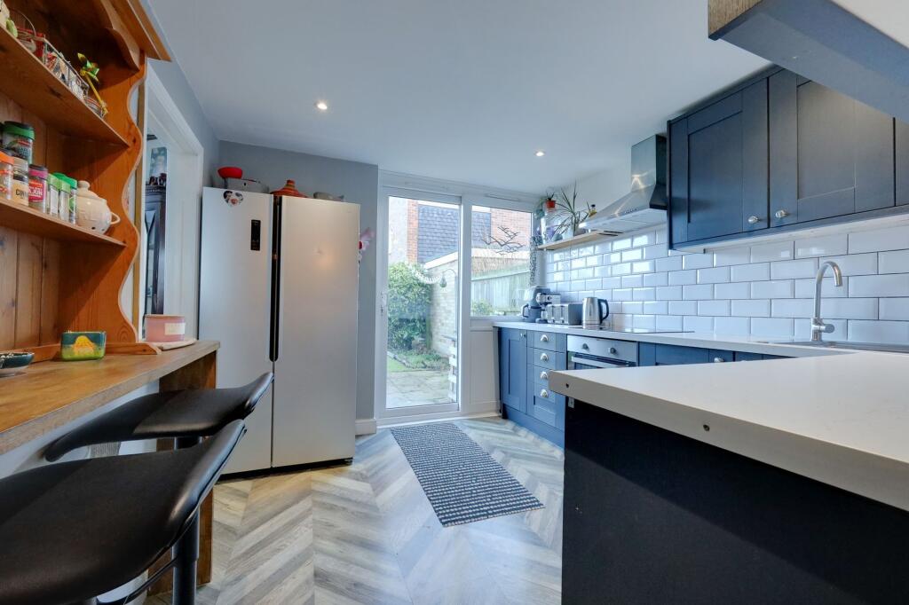 House in Redhill - View 5