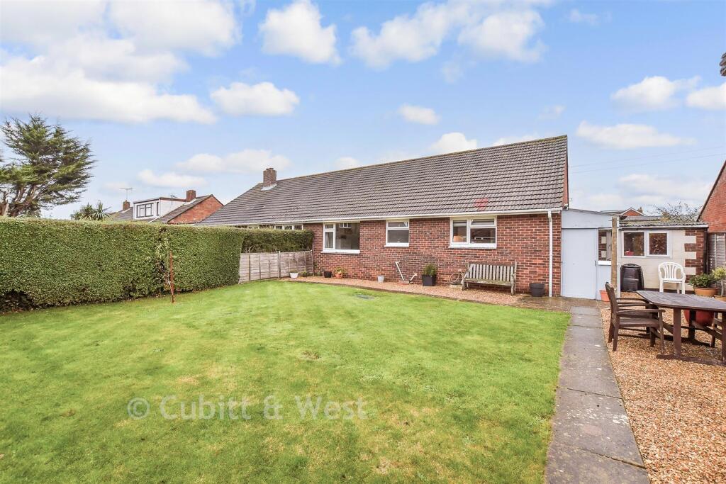Priors Close, Southbourne, West Sussex photo 2