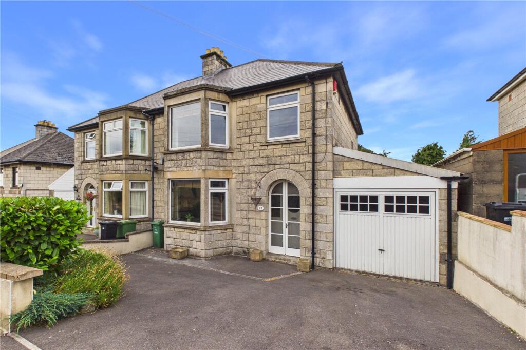 Main image of property: Bath New Road, Radstock, Somerset, BA3