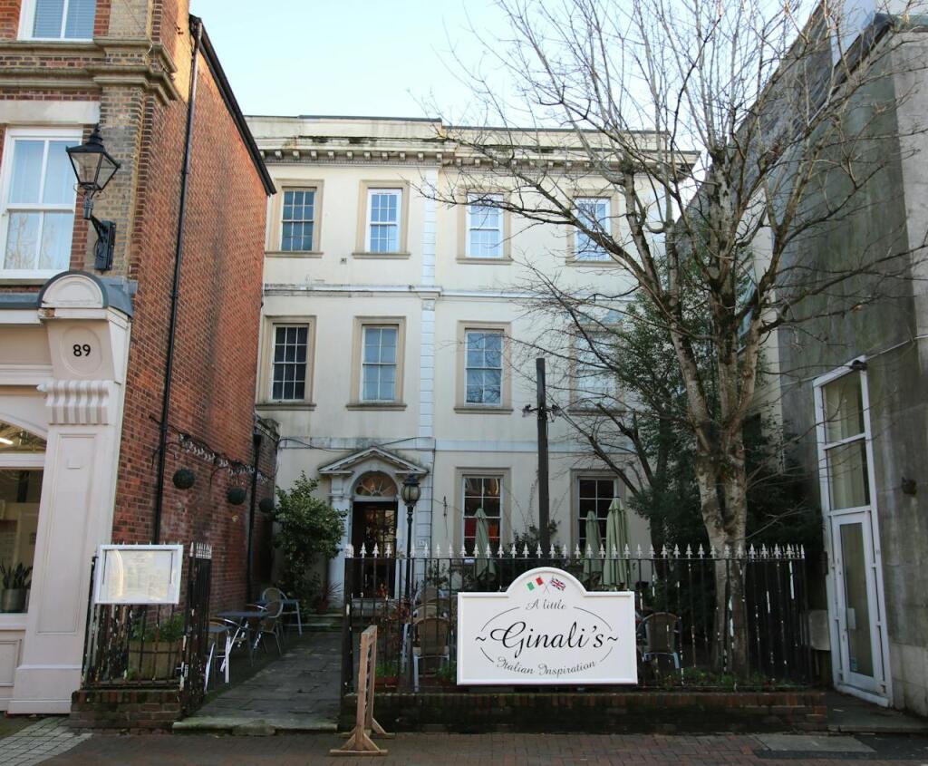 Main image of property: 87 High Street, Poole, BH15 1AH