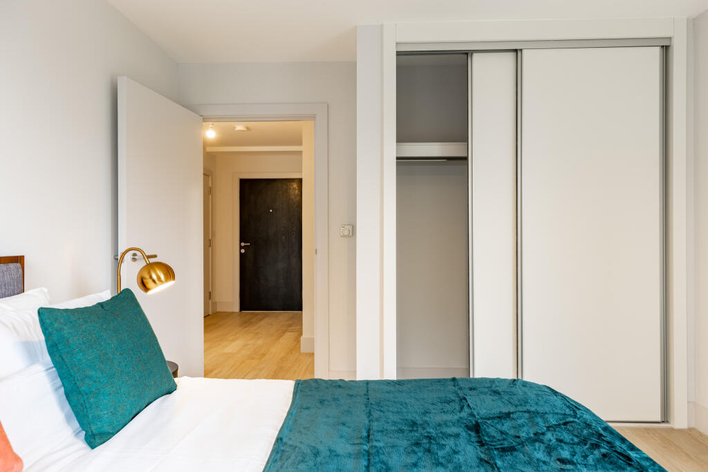 Apartment in Exeter, Devon - More