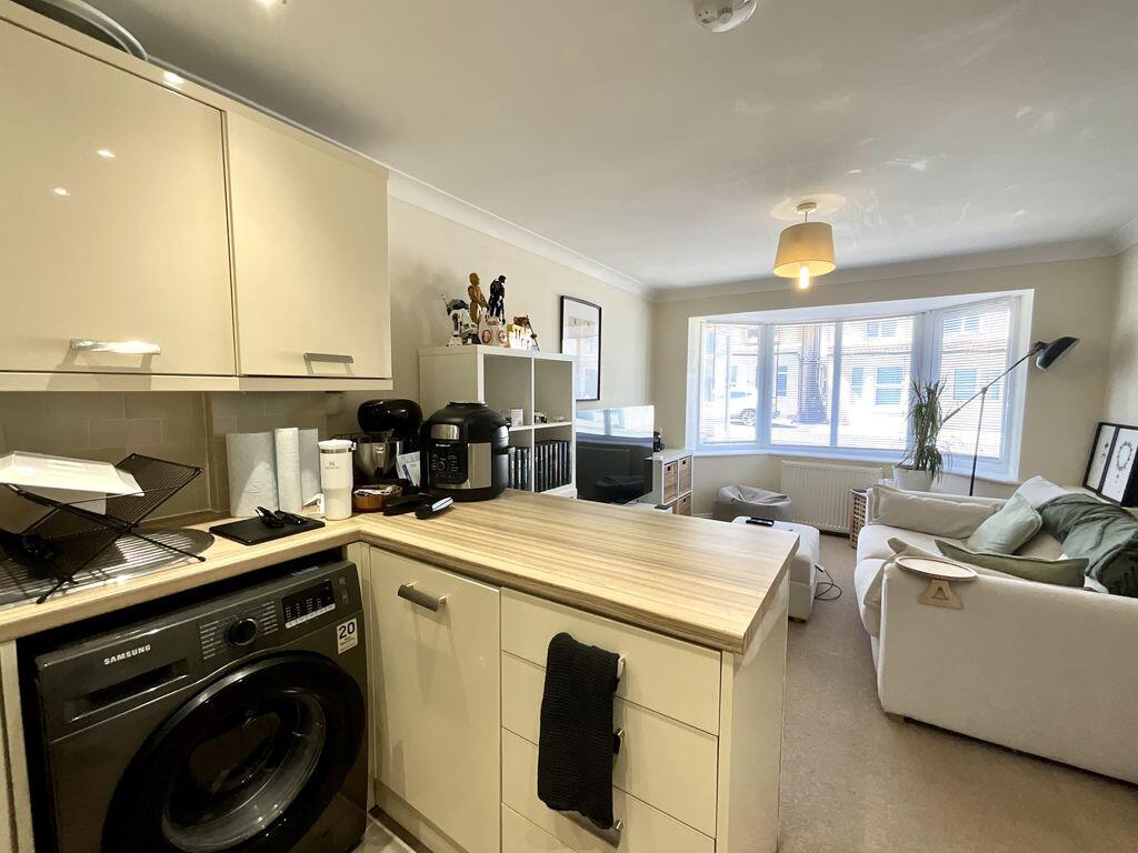 Beaufort Road, Southbourne photo 4