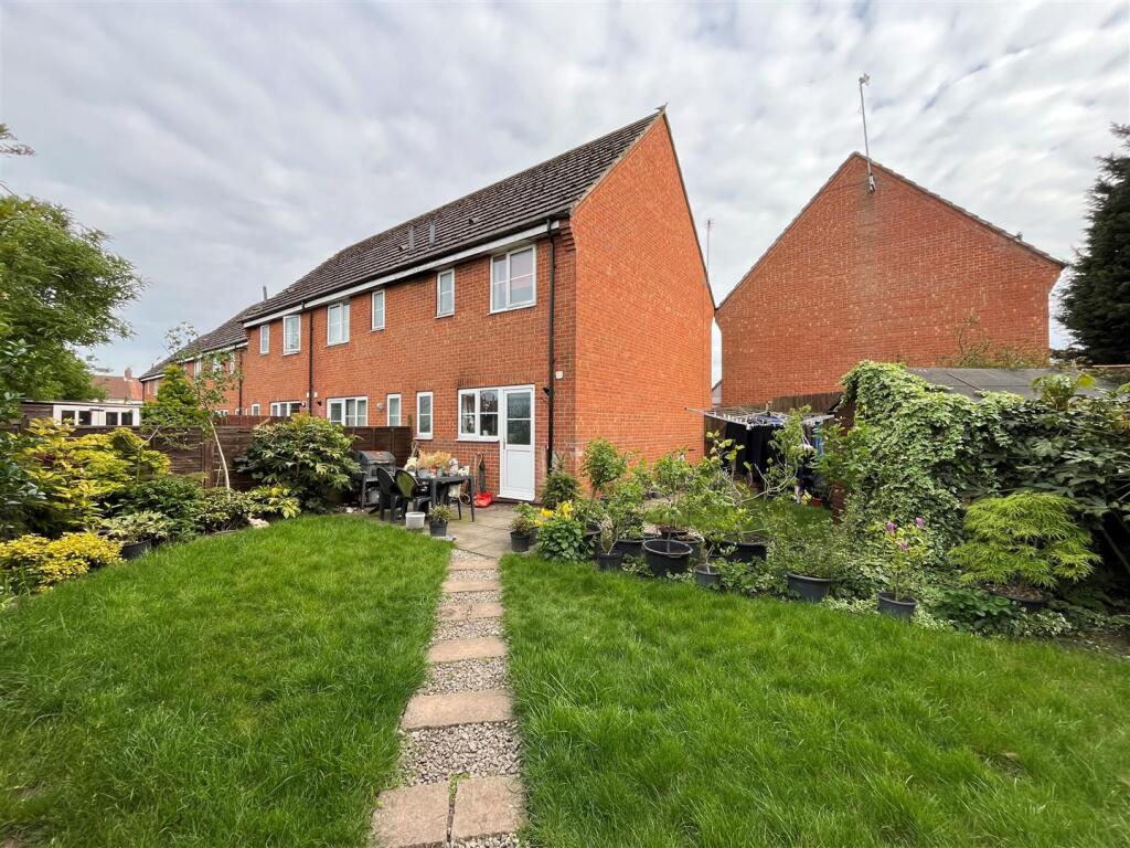 Wormley Court, Riccall Close, Hull photo 4