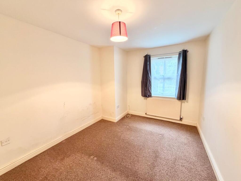 Apartment in Sutton Coldfield, Reddicap Heath - View 5