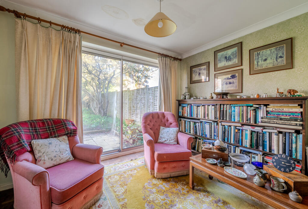 Blenheim Orchard, Shurdington, Cheltenham, Gloucestershire, GL51 photo 4