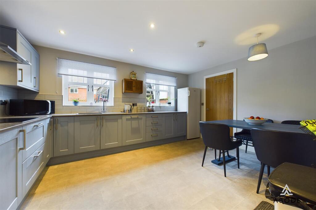 Seven Acres Close, Uttoxeter, ST14 photo 3