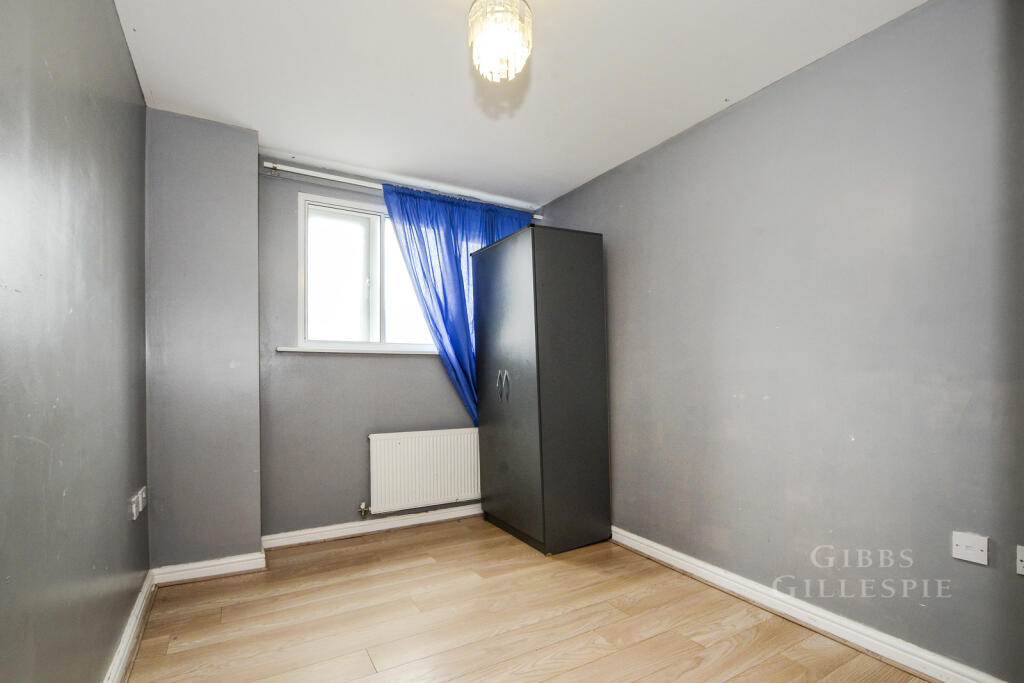 Apartment in Harrow - View 5
