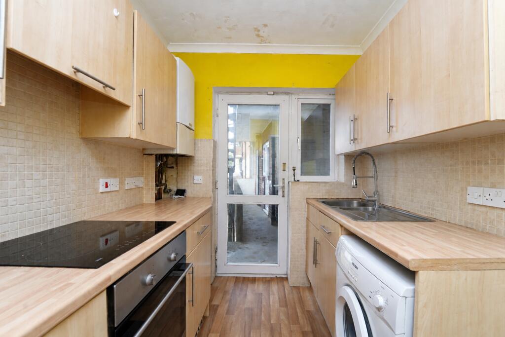 Apartment in Hove, West Blatchington - View 4