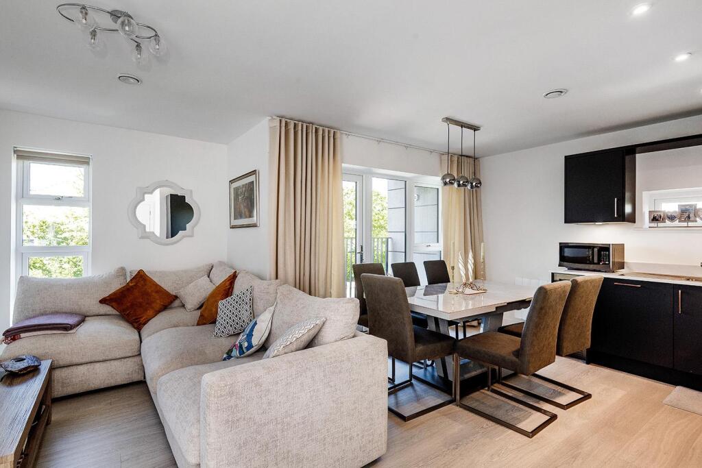 Apartment in Tonbridge - View 4