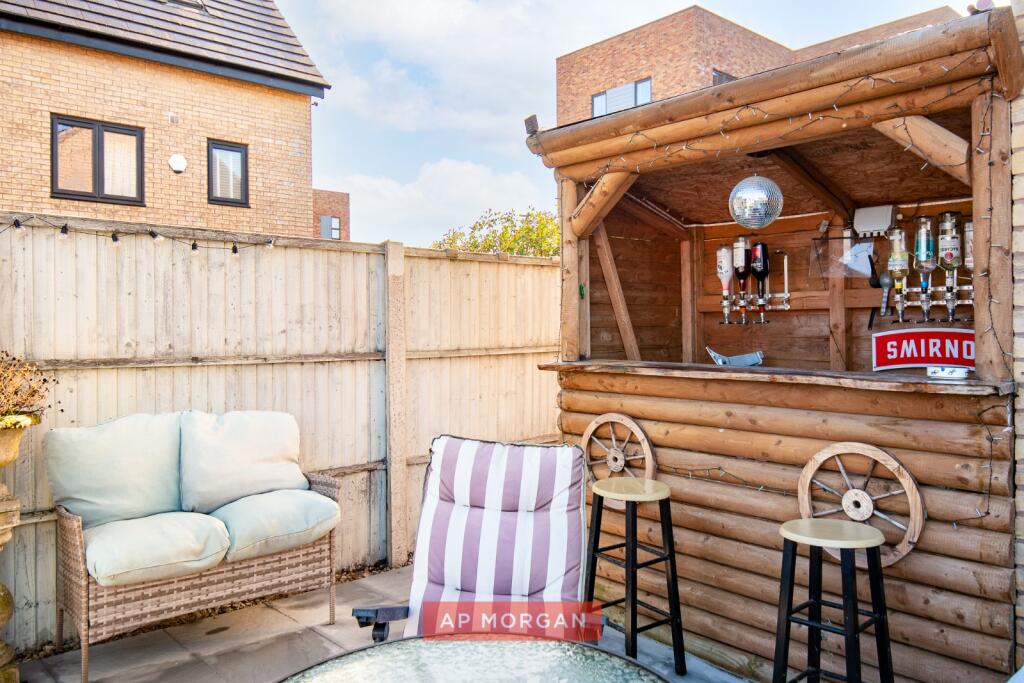 House in Solihull, Woodlands Park, Cheswick Green - View 3
