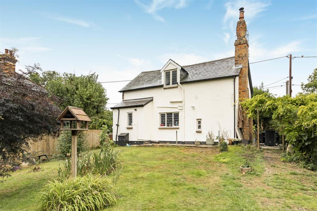 House in Braintree, Sturmer - View 2