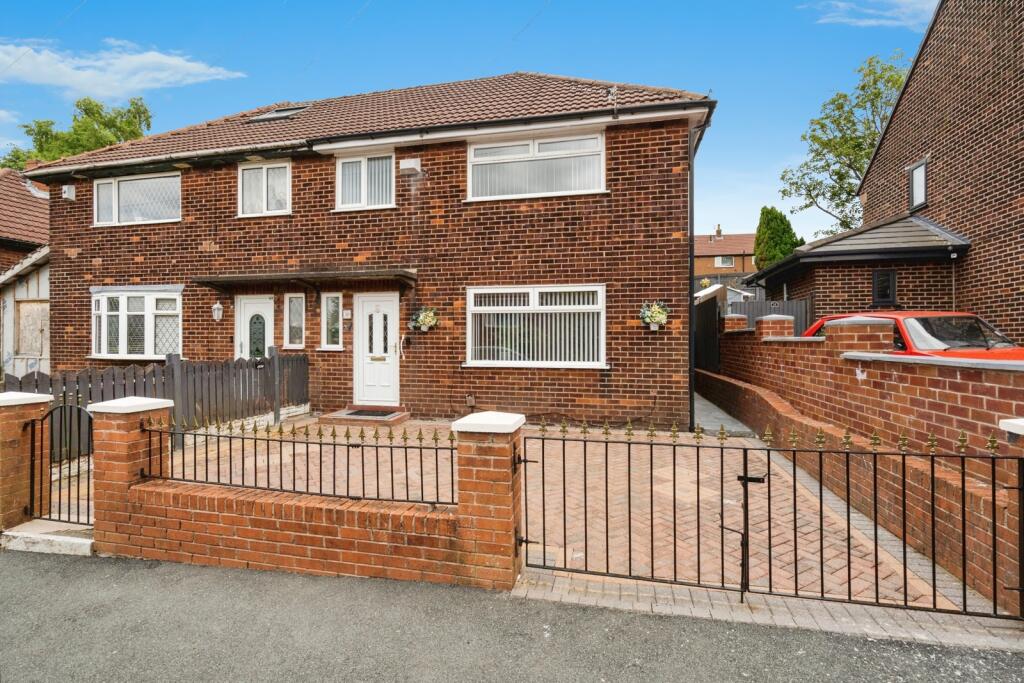 Main image of property: Aldercroft Avenue, Bolton, Greater Manchester, BL2