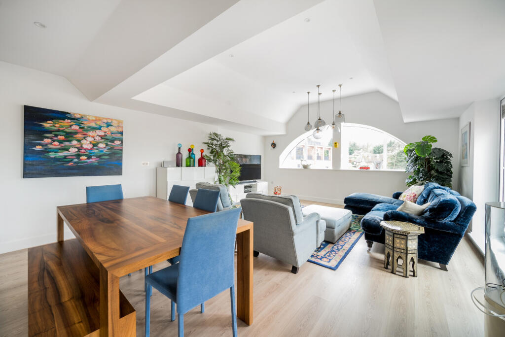 Apartment in Waverley, Holloway Hill, Godalming - View 6