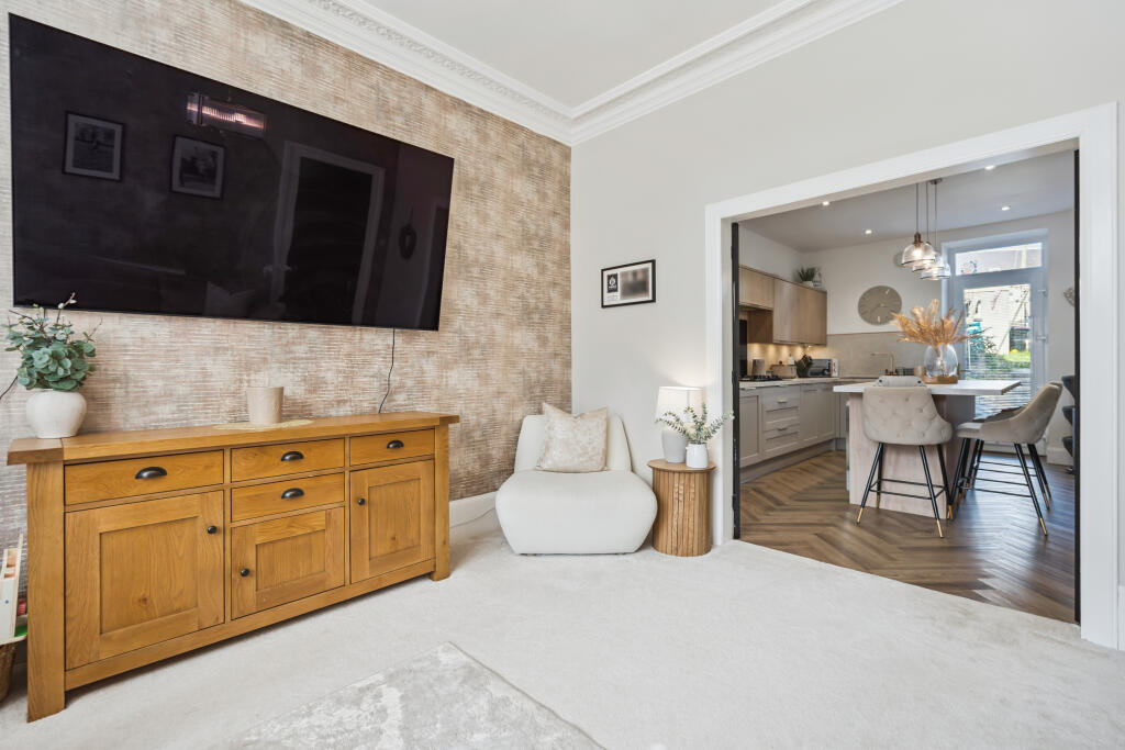 House in Falkirk, Stirling - View 4