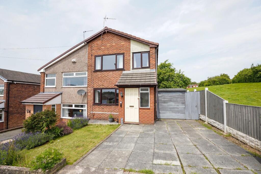 3-bed semi-detached on Waterbeck Close, Whelley, Wigan, WN1 3YD, £165,000