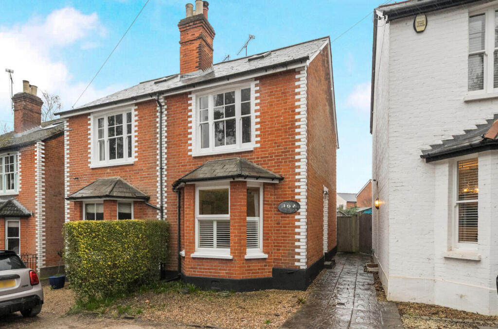 3-bed semi-detached on Rose Villas, College Lane, Woking, Surrey, GU22, £550,000
