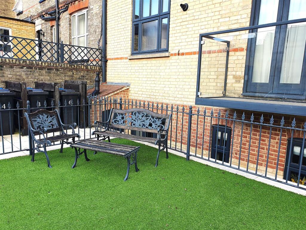 Property photo 8