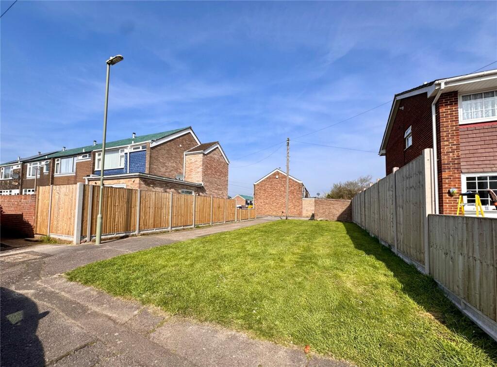 Nursery Close, GOSPORT, Hampshire, PO13 - View 4