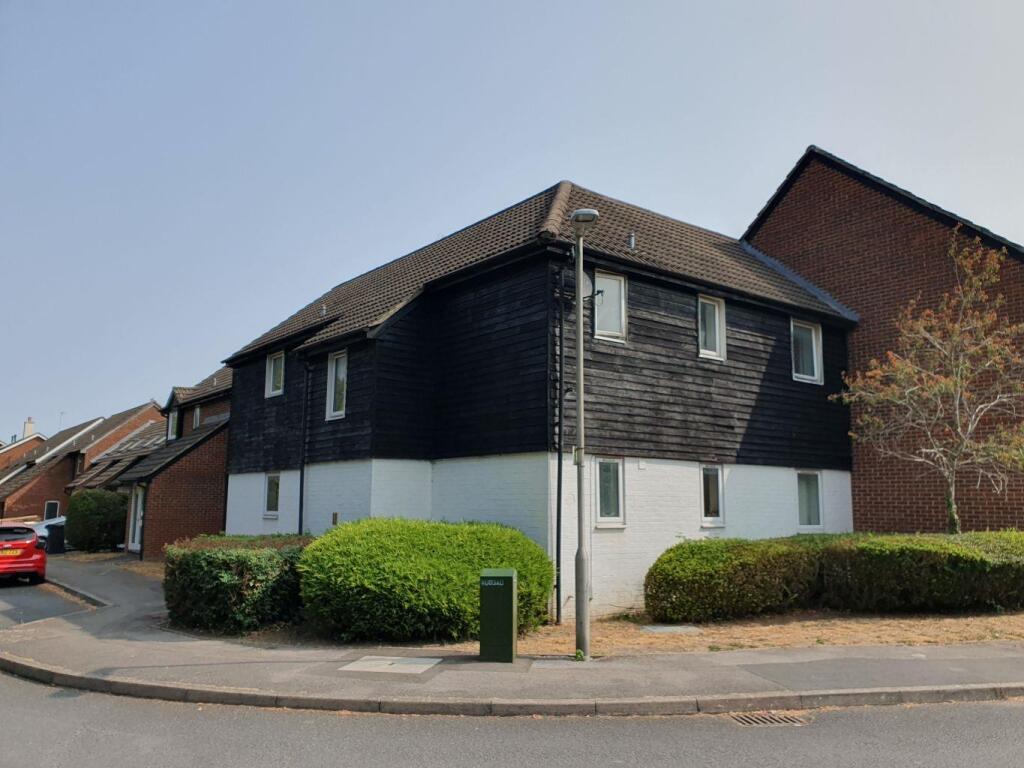 Main image of property: Eeklo Place, Newbury