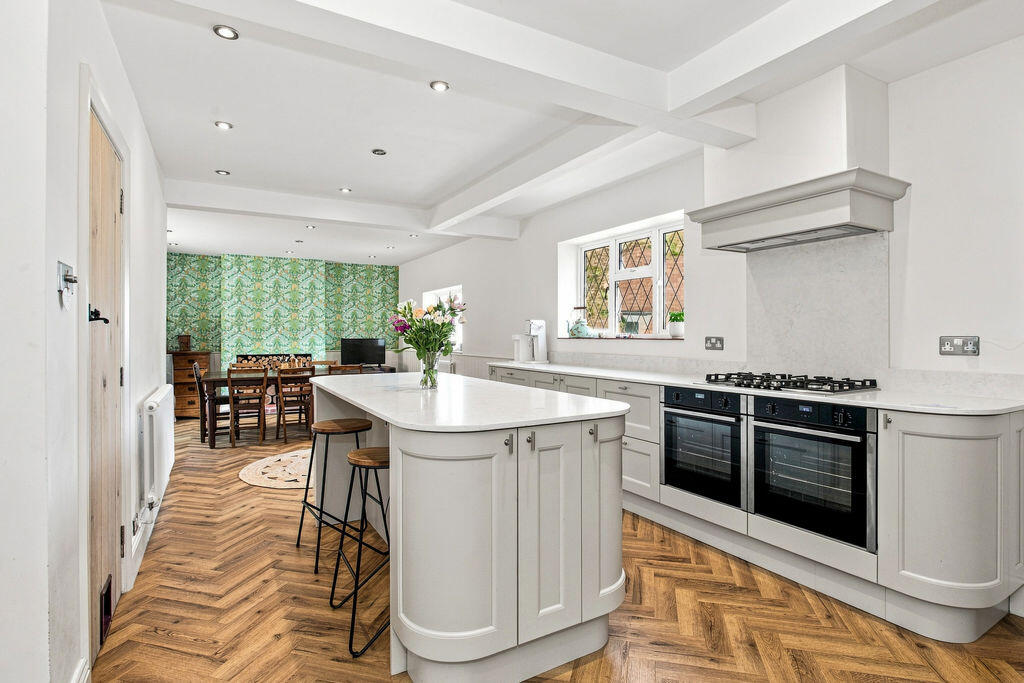 House in Redhill - View 4